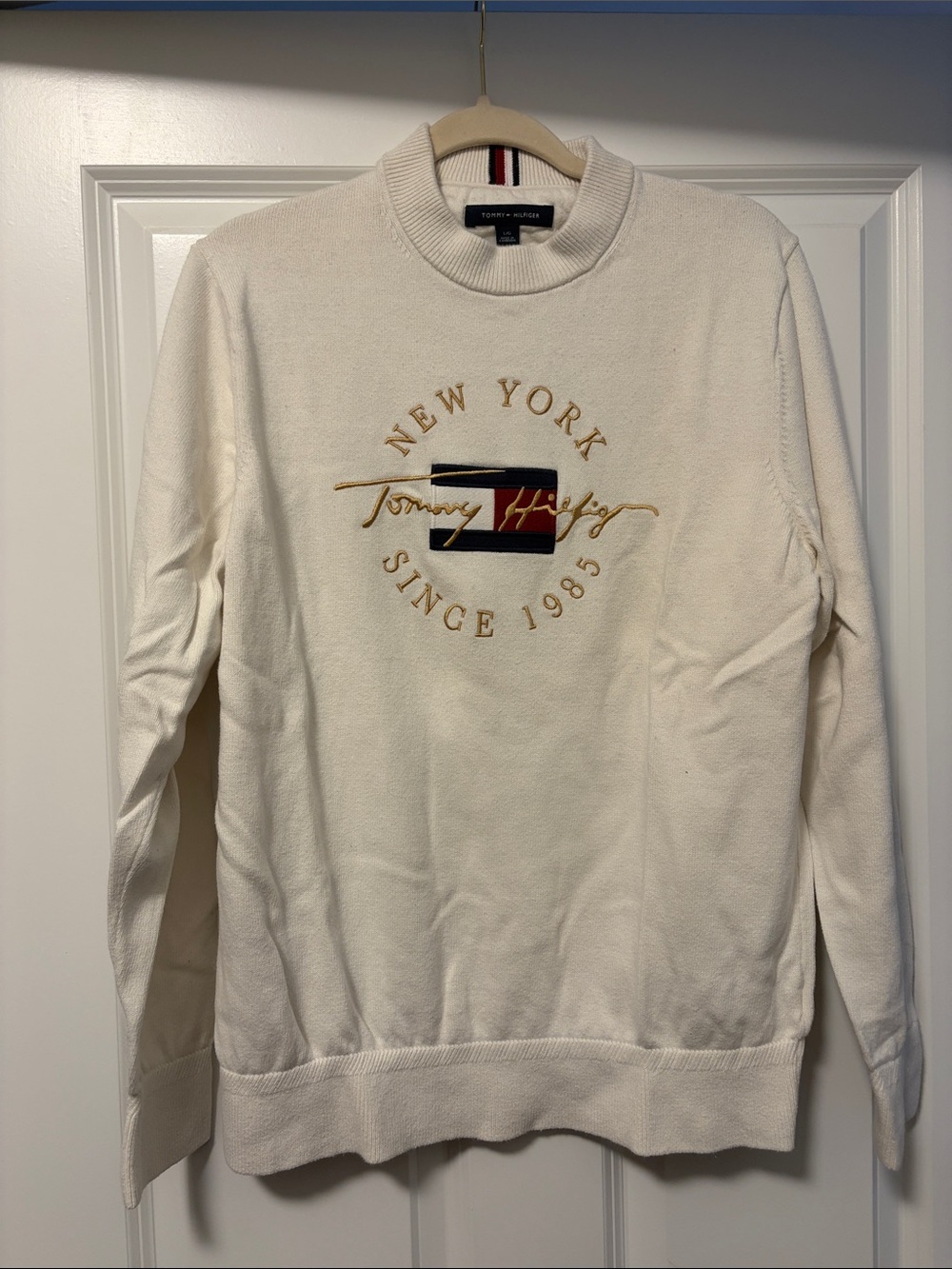 Tommy Hilfiger Cream Crewneck Sweater with Embroidered Logo